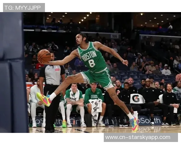 米诺特谈马祖拉期望我成为防守强者展现侵略性与荣誉感并重 米诺特谈马祖拉期望我成为防守强者展现侵略性与荣誉感并重