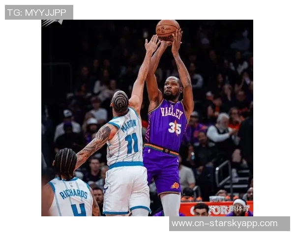 太阳逆转篮网第三节大爆发布克单节狂砍12分助力球队反超17分 太阳逆转篮网第三节大爆发布克单节狂砍12分助力球队反超17分