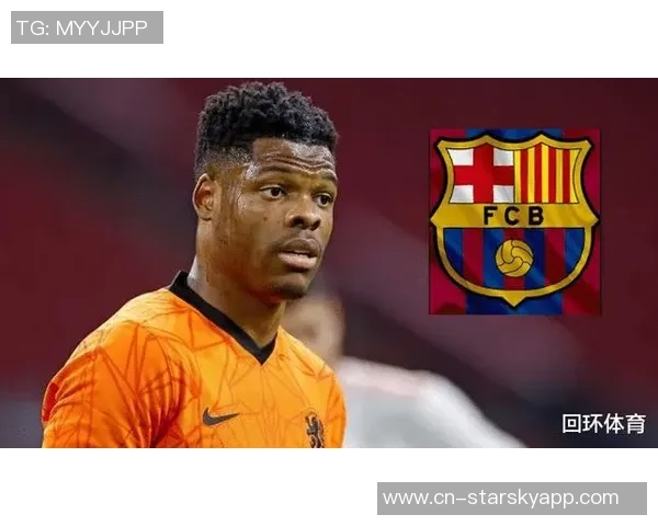 邓弗里斯不满被换下怒砸皮球表情郁闷引发关注 邓弗里斯不满被换下怒砸皮球表情郁闷引发关注