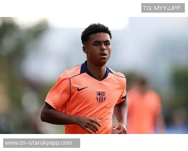 青年欧冠巴萨逆转巴黎克鲁伊维特小儿子精彩兜射锁定胜局 青年欧冠巴萨逆转巴黎克鲁伊维特小儿子精彩兜射锁定胜局