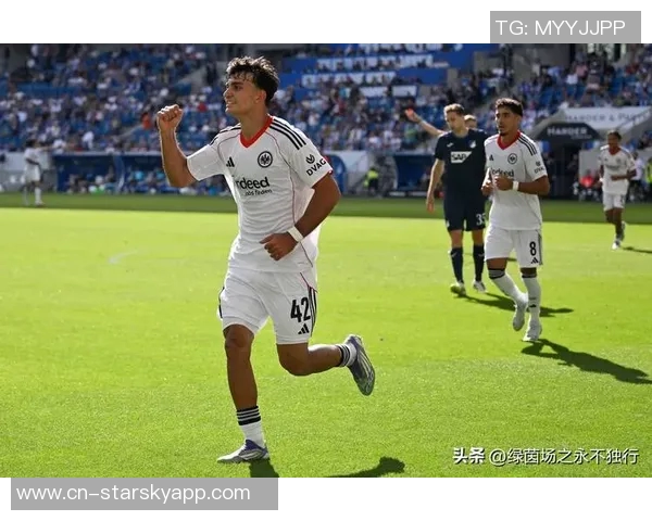 内维斯21岁国家队帽子戏法身价飙升至9000万本赛季已打入10球1助攻 内维斯21岁国家队帽子戏法身价飙升至9000万本赛季已打入10球1助攻