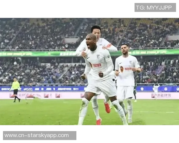 泽卡左脚推射破门助泰山队领先三镇克雷桑精彩助攻助力胜利