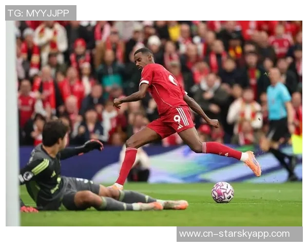 马奎尔绝杀利物浦进球获曼联十月最佳荣誉展现卓越实力 马奎尔绝杀利物浦进球获曼联十月最佳荣誉展现卓越实力